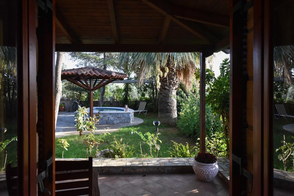 Villa Onar A Stone House With Amazing View Stoúpa Exterior photo
